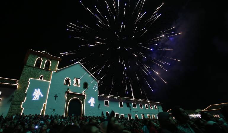 Por solo 80.000 Disfruta del Festival de Luces del pais - A preparar sus #Velita...